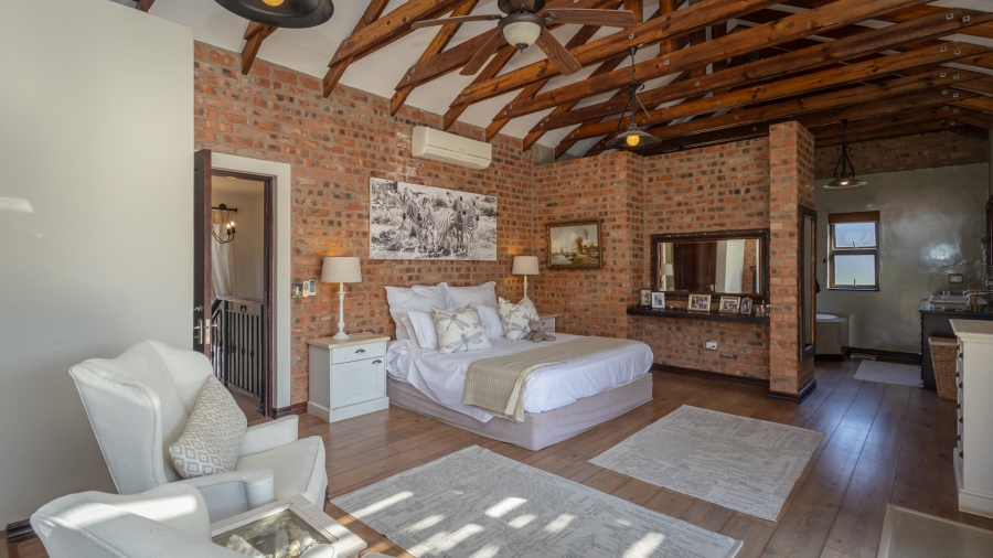 3 Bedroom Property for Sale in The Coves North West